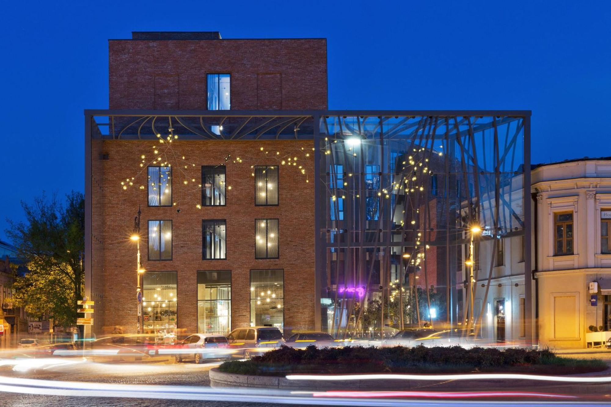 Moxy Tbilisi Hotel Exterior photo